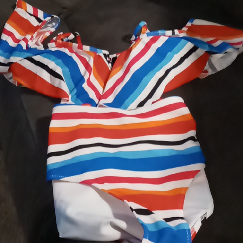 Swim suit